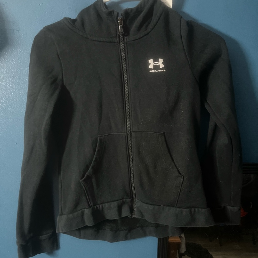Black Under Armour hoodie jacket #kidsfashion youth medium
